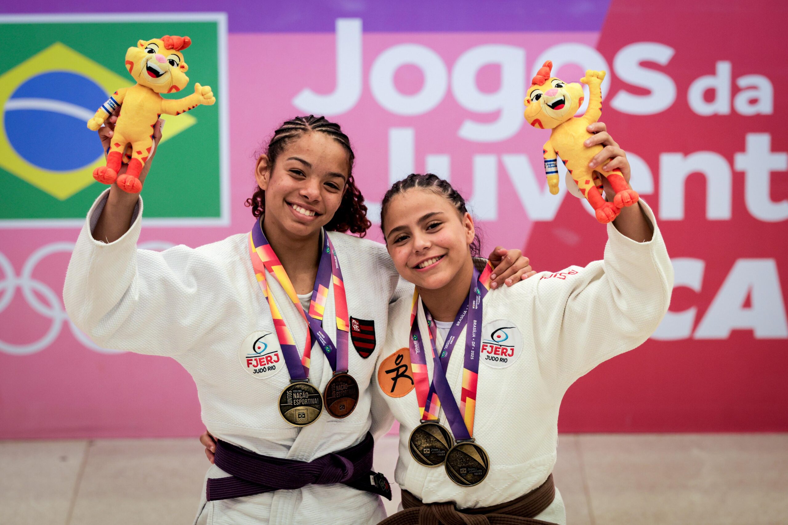Com a força das “Pereiras”, Rio de Janeiro leva ouro por equipes e é campeão geral do judô