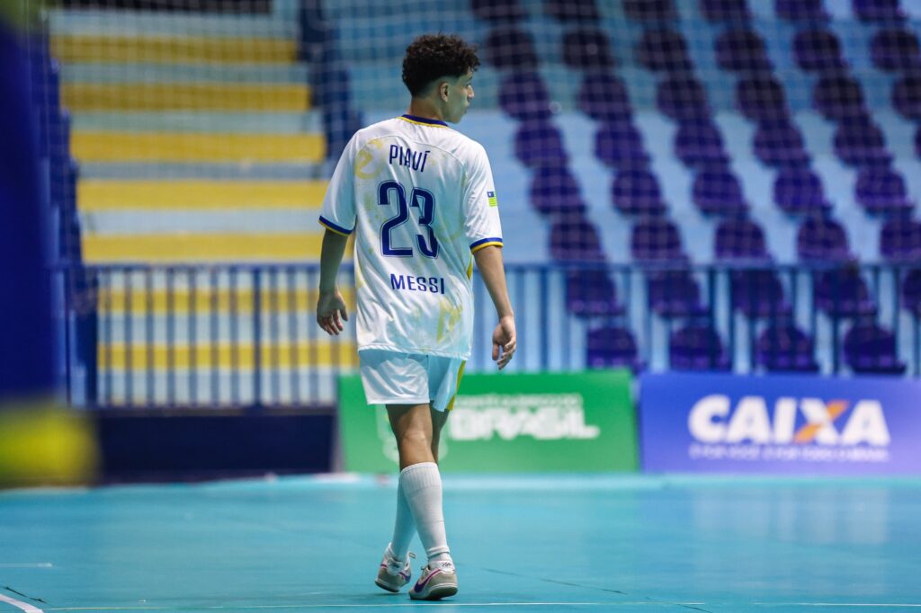 2026.10.30 - Jogos da Juventude CAIXA Foz do Iguaçu - IFPR - Basquete feminino - Samuel Messi (PI) - foto - Foto: William Lucas/COB. IG: william_lucas.img / @timebrasil