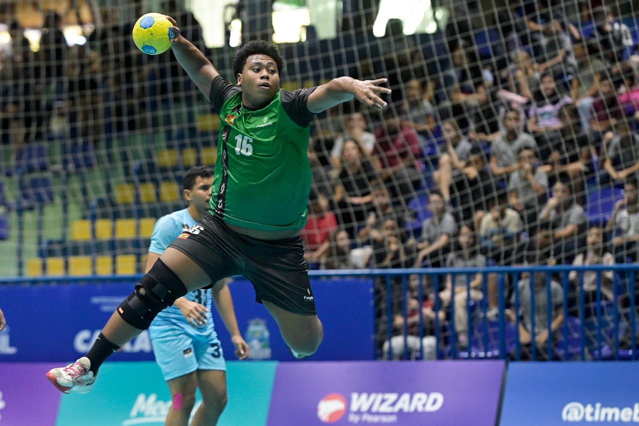 Do Morro do Fallet, no RJ, para a Seleção Catarinense: Jhonatan Miguel encontra oportunidade no handebol e se prepara para representar o Brasil